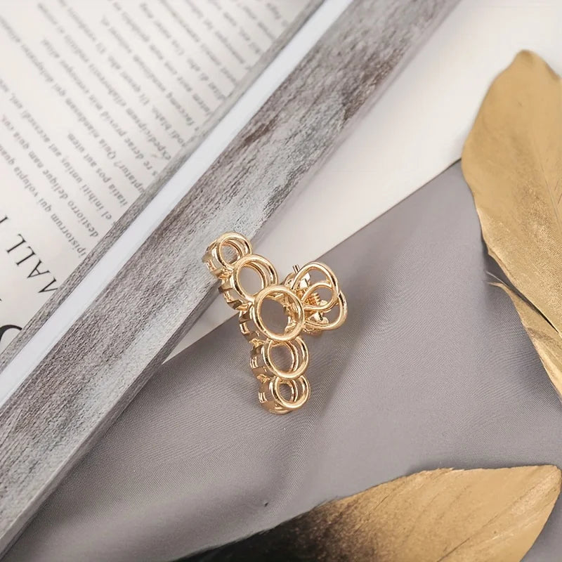 Mini Hollow Heart Metal Hair Claw Clips — Gold Geometric Barrettes for Women & Girls - Zenflow Active