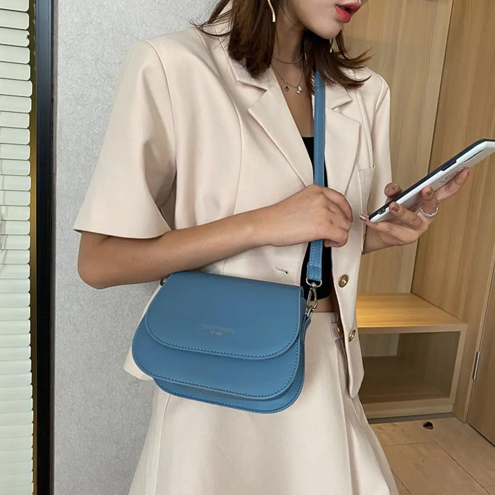 Simple Solid Colour Saddle Shoulder Bag Crossbody Bag - Zenflow Active