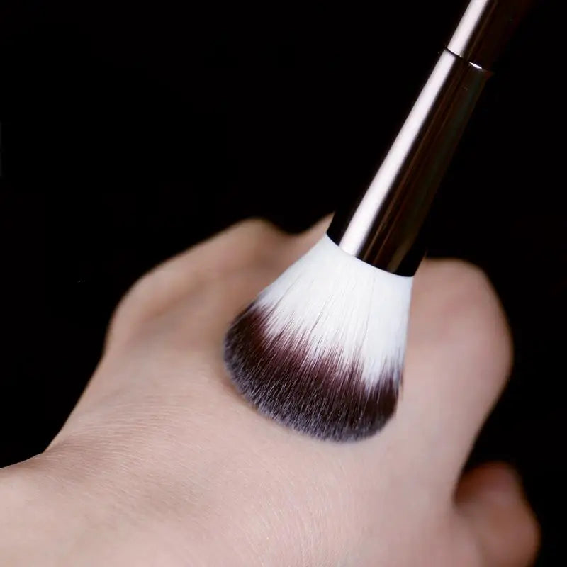 Makeup powder brush/blush brush/loose double-head design - Zenflow Active
