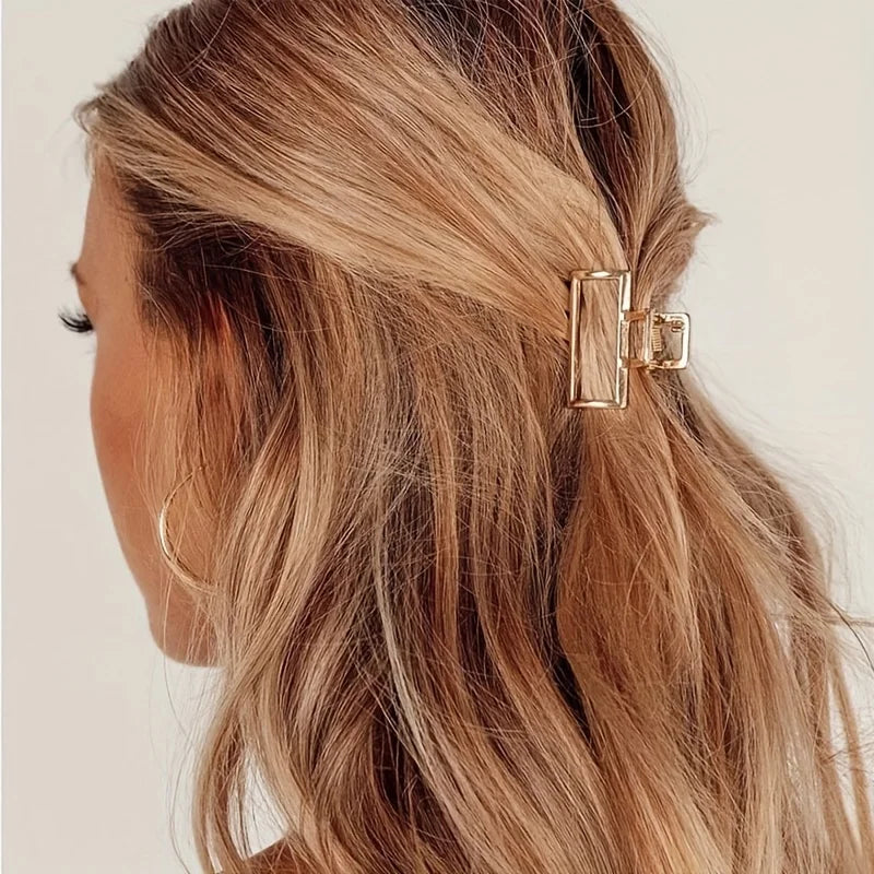 Mini Hollow Heart Metal Hair Claw Clips — Gold Geometric Barrettes for Women & Girls - Zenflow Active